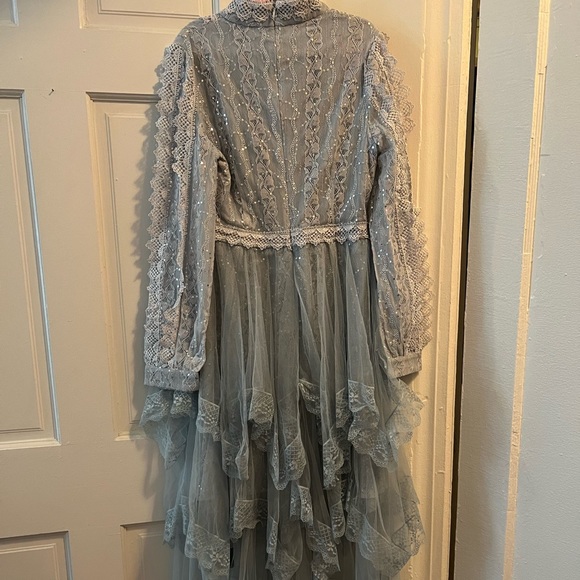 Stunning BurryCo midi dress! Brand new without tags!! Never been worn!! - Picture 3 of 5